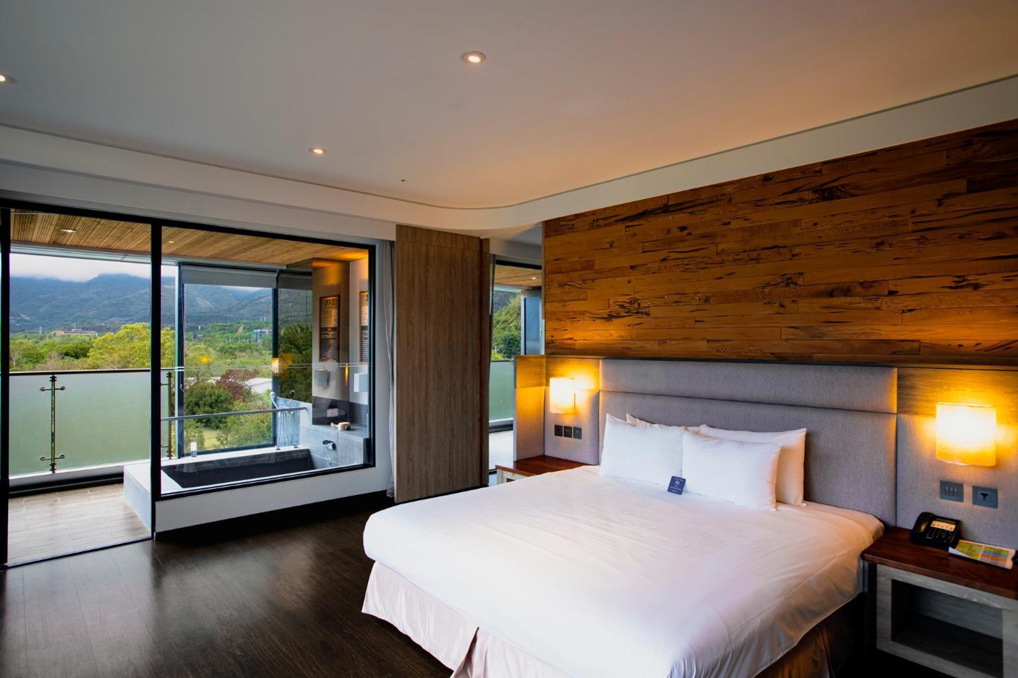 Chii Lih Resort Luye Luaran gambar