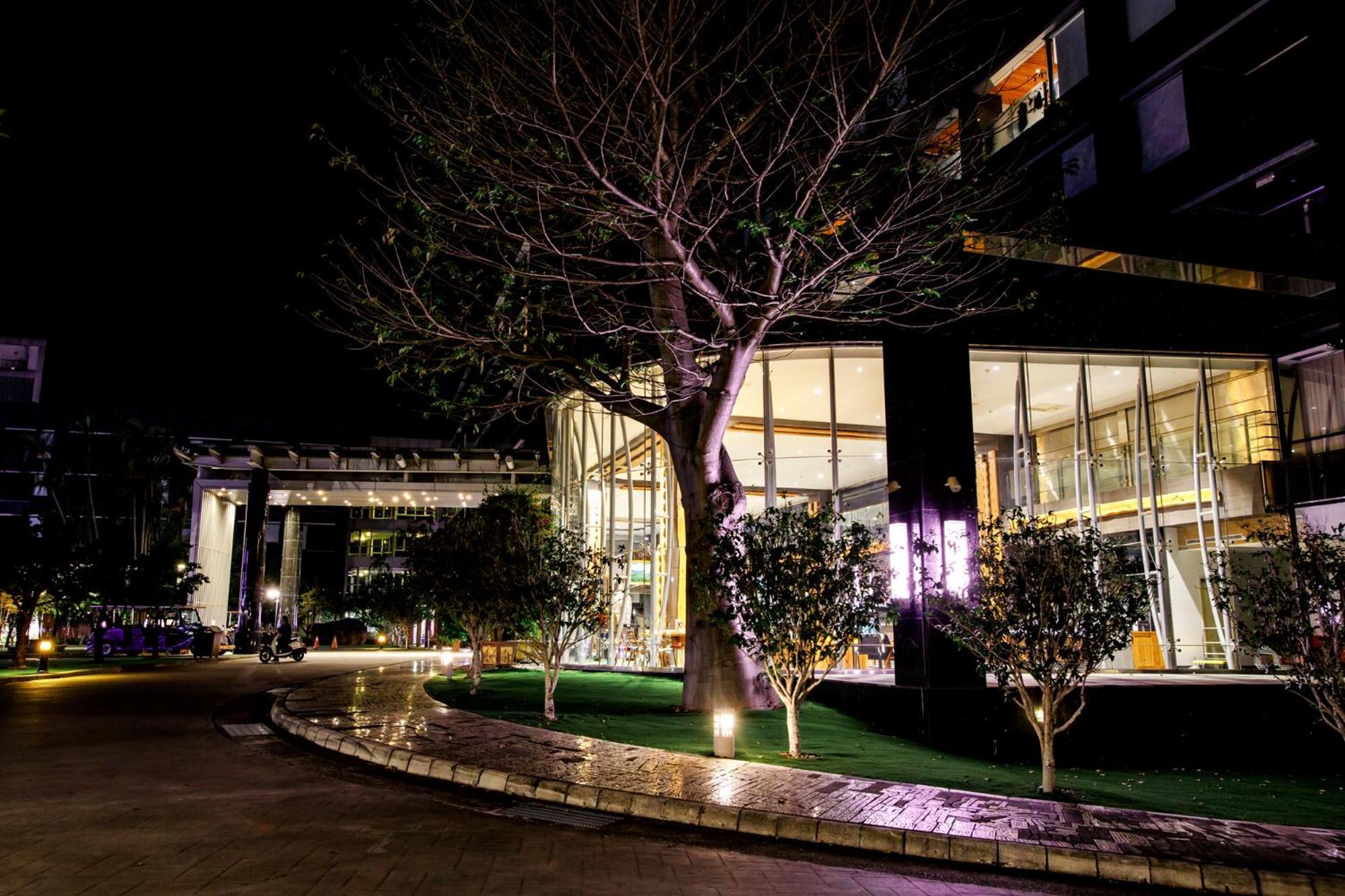 Chii Lih Resort Luye Luaran gambar