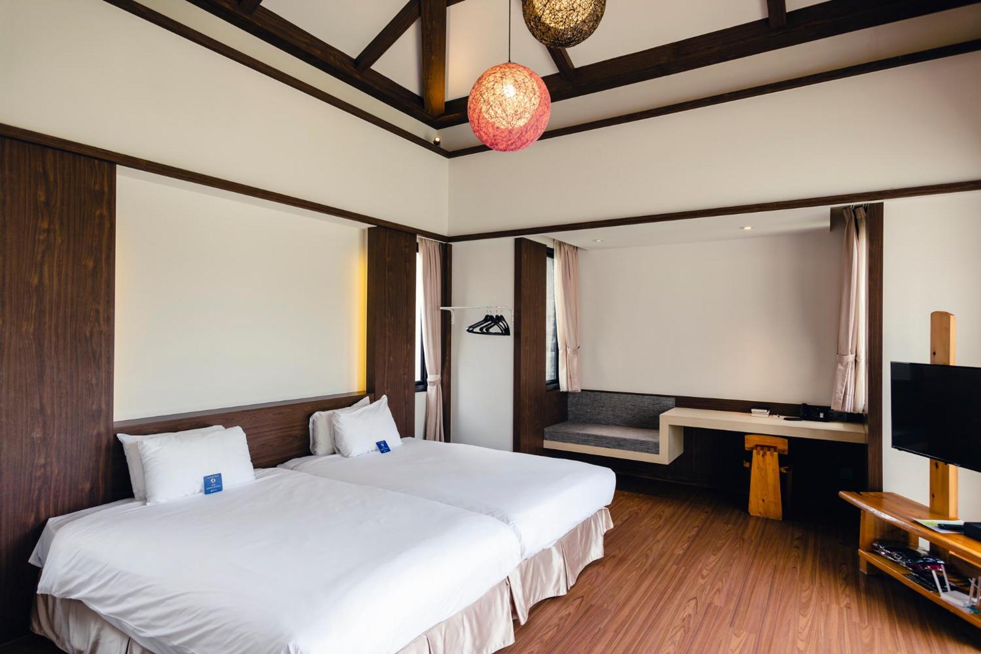 Chii Lih Resort Luye Luaran gambar