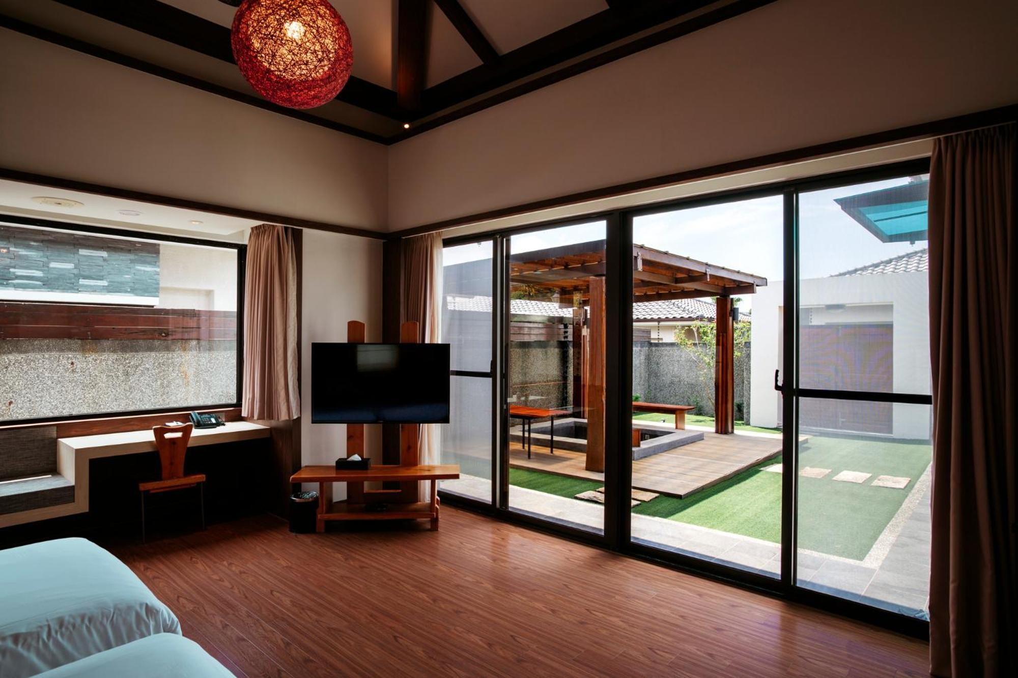 Chii Lih Resort Luye Luaran gambar